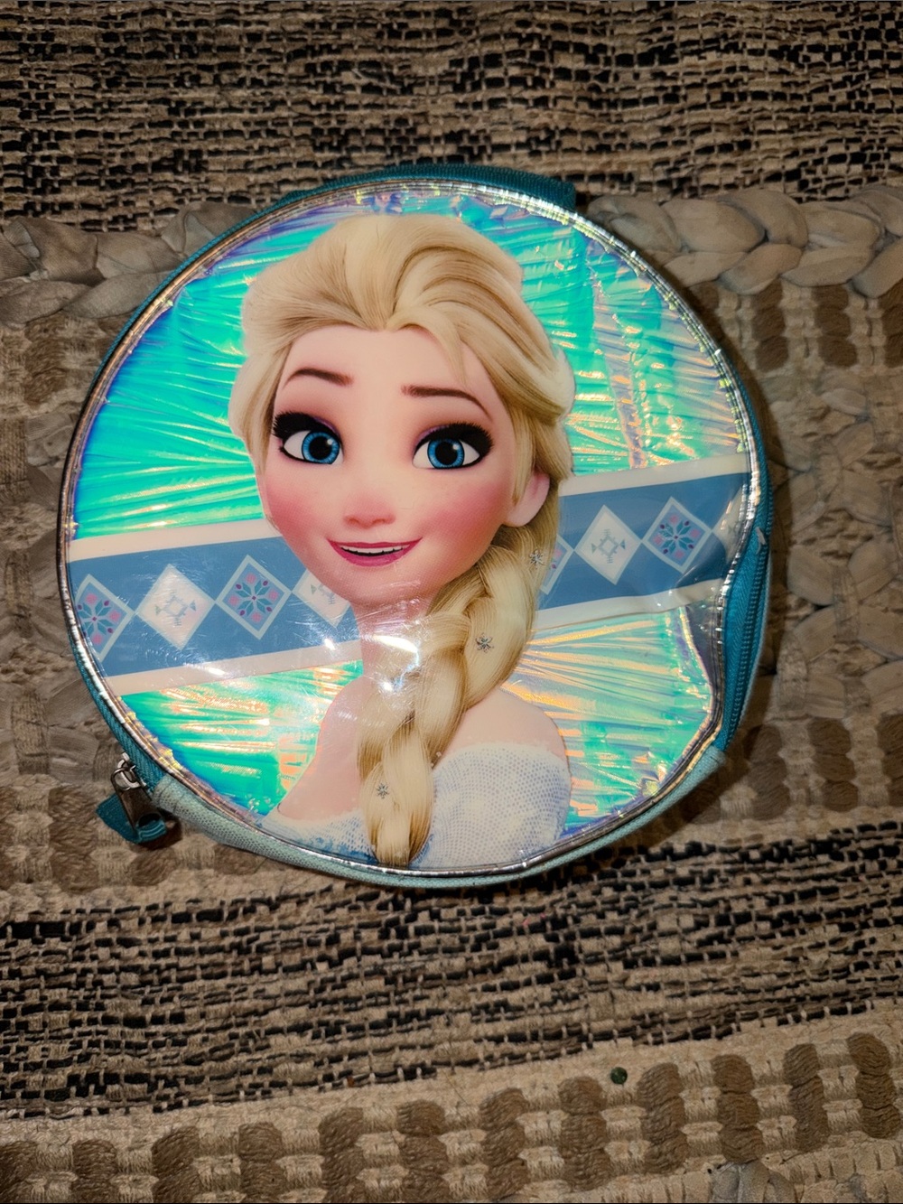 Elsa Frozen insulated lunch box